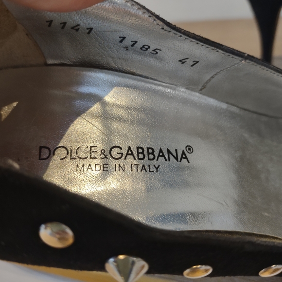 Dolce & Gabbana black studded bow heels 41 $450 - Picture 9 of 12